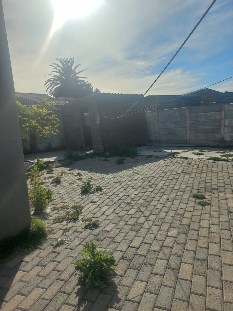 2 Bedroom Property for Sale in Heather Park Western Cape